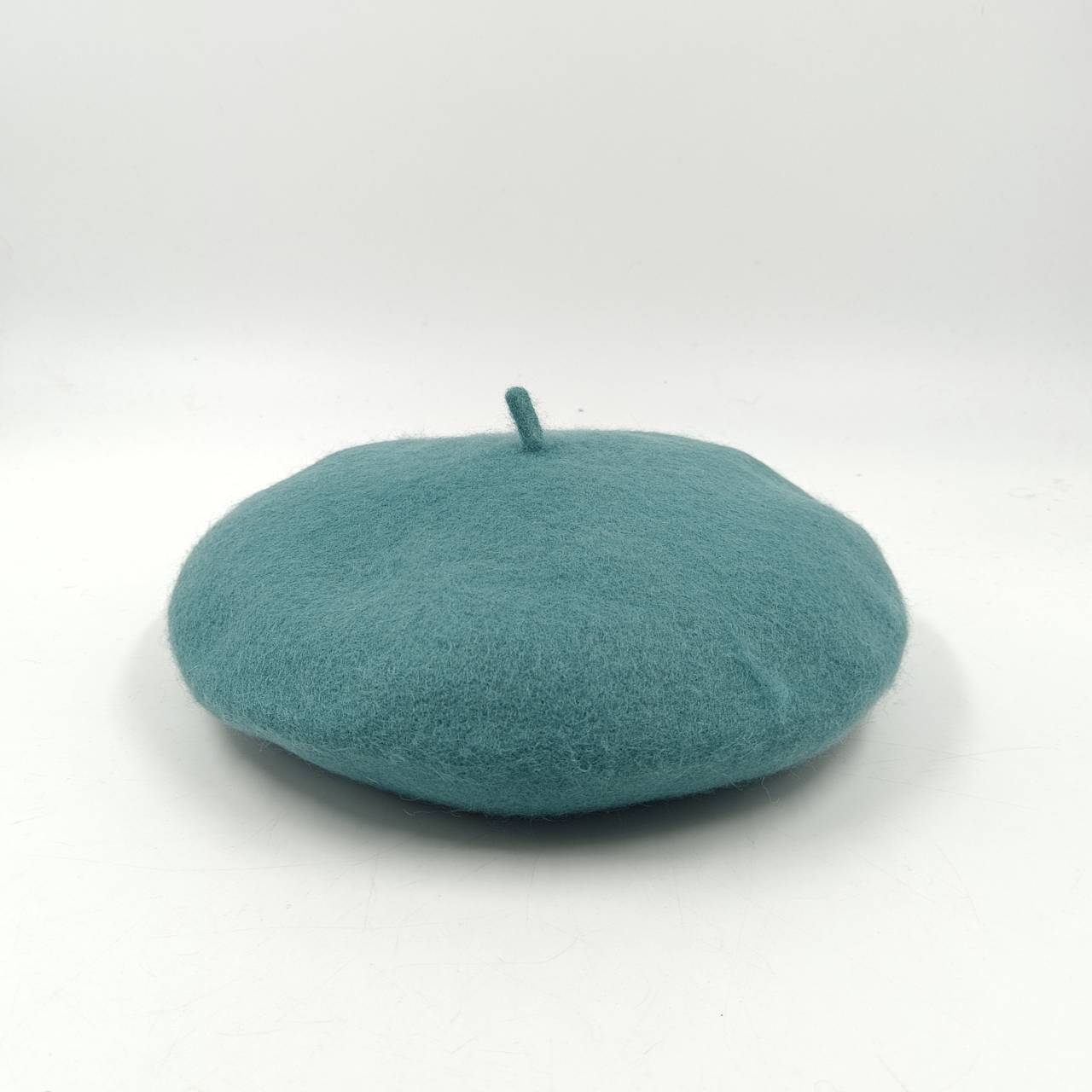 Белая шерстяная шапка для взро – обзор и цена Beret French Wool